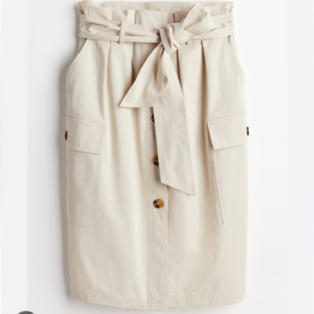 NWT H&M Utility Skirt in Cream